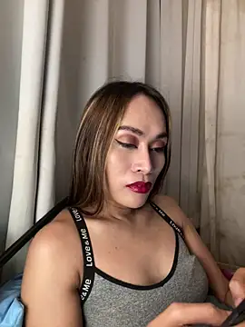 RomanticPearlTS online show from March 26, 1:37 am