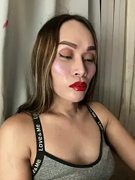 RomanticPearlTS online show from May 18, 1:06 am