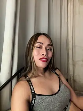 RomanticPearlTS online show from March 23, 2:33 am