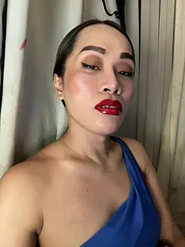 RomanticPearlTS online show from May 31, 1:00 am