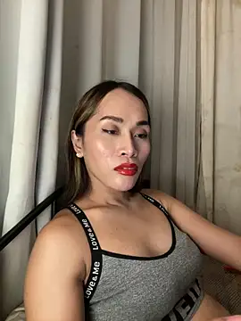 RomanticPearlTS online show from March 20, 2:40 pm