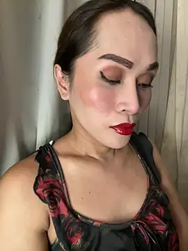 RomanticPearlTS online show from June 2, 1:38 am