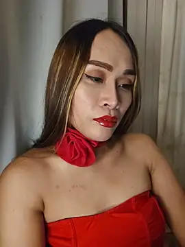 RomanticPearlTS online show from May 11, 12:45 am