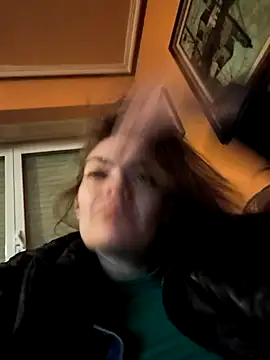 Snapshot of Junani2231 chatting on February 22, 8:54 pm Junani2231 online show from February 22, 8:54 pm