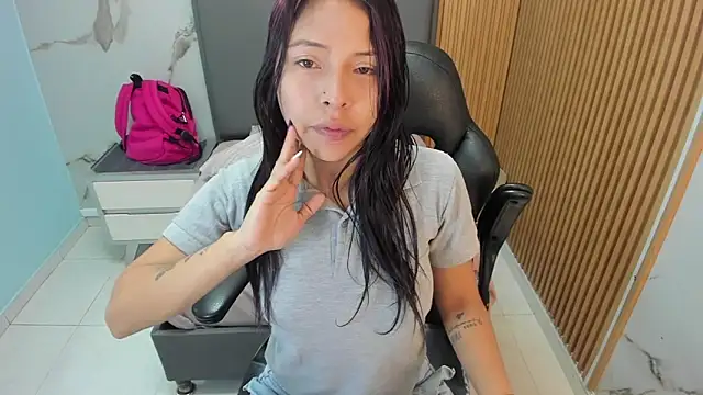 Isisleroy1 online show from February 28, 2:00 am