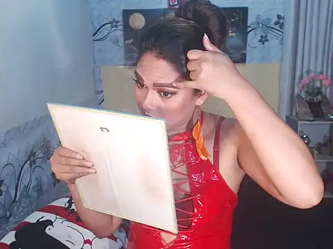 Alexandriasexycock4u online show from October 30, 11:41 am