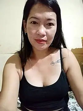 Snapshot of wildxxxGia chatting on May 29, 4:35 pm wildxxxGia online show from May 29, 4:35 pm