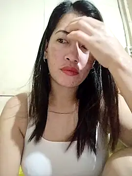 Snapshot of wildxxxGia chatting on May 18, 8:13 pm wildxxxGia online show from May 18, 8:13 pm