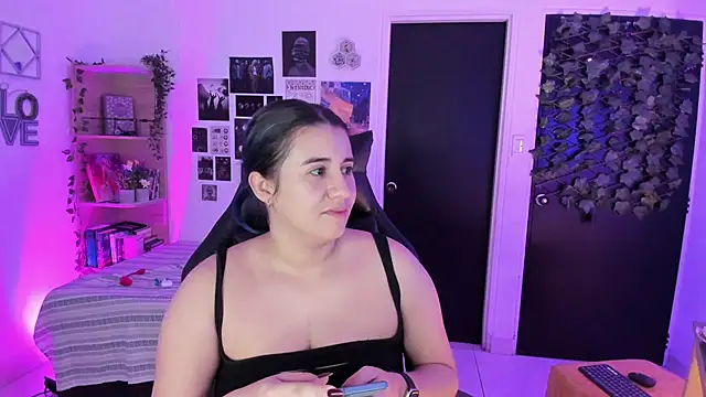 Lana Herondale online show from November 30, 9:21 am