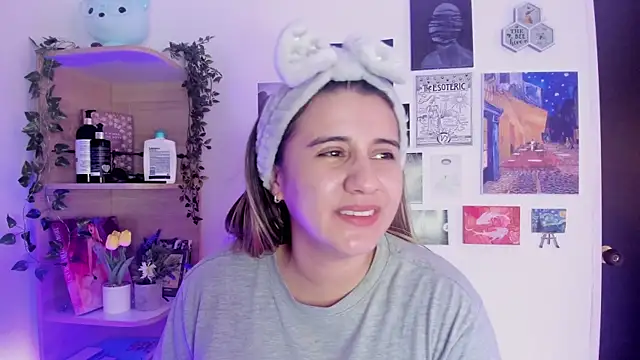 Snapshot of Lana_Herondale chatting on September 21, 8:58 pm Lana Herondale online show from September 21, 8:58 pm