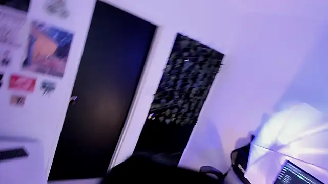 Lana Herondale online show from December 15, 9:37 am