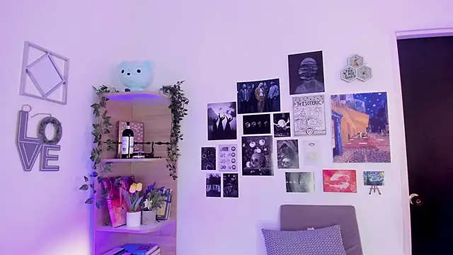 Snapshot of Lana_Herondale chatting on September 28, 9:00 pm Lana Herondale online show from September 28, 9:00 pm