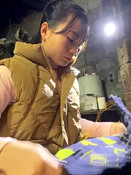 Sunyinn online show from December 17, 1:43 am