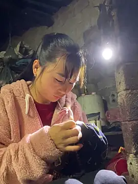 Sunyinn online show from December 18, 1:44 am