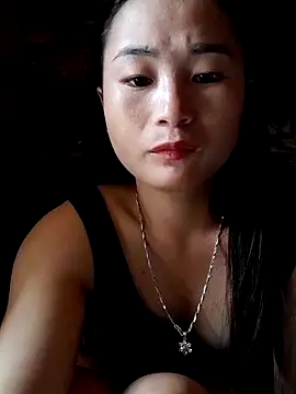 Snapshot of Sunyinn chatting on October 5, 1:29 am Sunyinn online show from October 5, 1:29 am