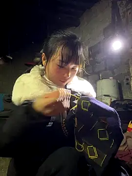 Sunyinn online show from December 16, 2:27 am