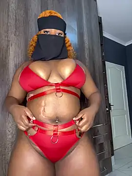 Thick Ass Barbiie online show from February 14, 7:03 pm