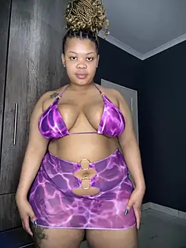 Thick Ass Barbiie online show from June 24, 11:02 pm