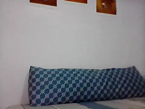 nhayasquirt online show from November 11, 9:20 pm