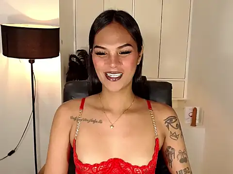 Coffee Xoxo online show from April 2, 9:38 am