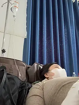 Bonnie-2k online show from April 17, 3:42 am