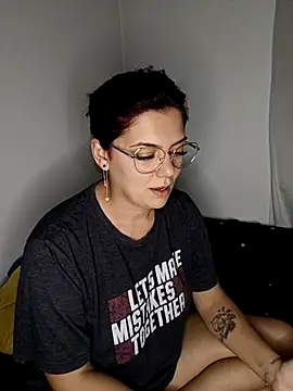 LadyNora online show from April 3, 8:04 pm