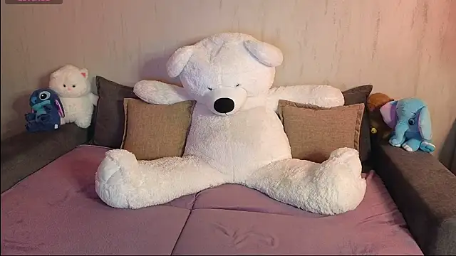 Rosaline lov online show from September 18, 5:05 pm