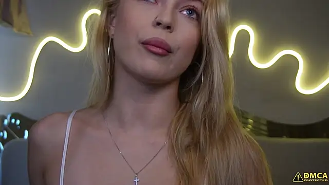 kellypeachcake online show from October 8, 4:58 am