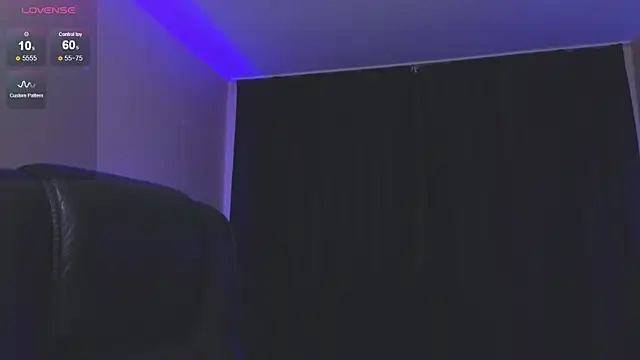 RoxyChill online show from November 6, 9:19 pm