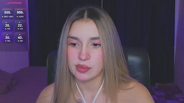 RoxyChill online show from October 15, 7:11 pm