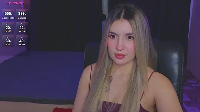 RoxyChill online show from October 12, 9:05 pm