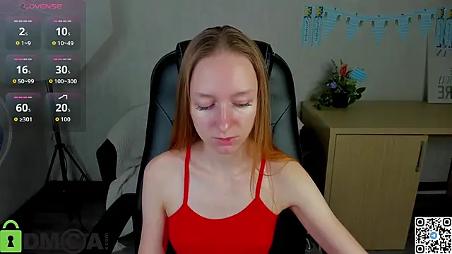 Snapshot of Mia_E1fie chatting on October 12, 12:12 am Mia E1fie online show from October 12, 12:12 am