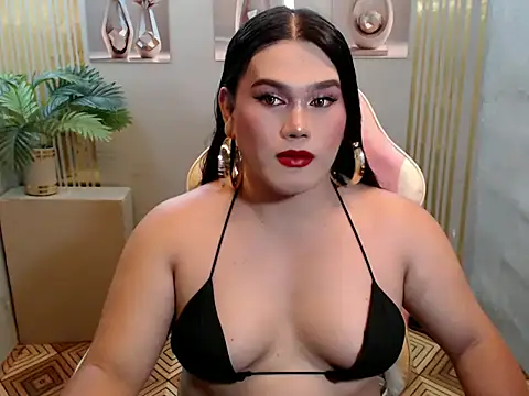Snapshot of LustfullVelindaks chatting on May 22, 8:12 am LustfullVelindaks online show from May 22, 8:12 am