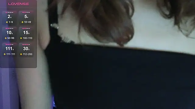 DebiHenks online show from November 25, 5:02 pm