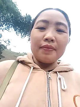 PhamPhung online show from February 15, 12:00 am