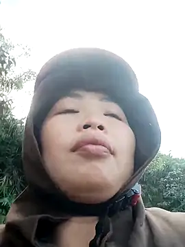 PhamPhung online show from November 15, 6:17 am