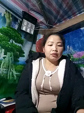 PhamPhung online show from February 2, 11:59 pm