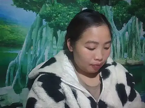 PhamPhung online show from December 4, 2:49 pm