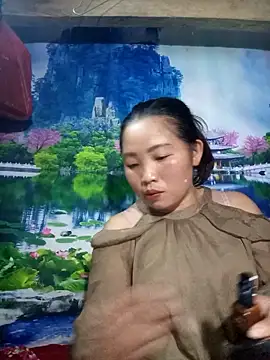 PhamPhung online show from February 6, 3:19 pm