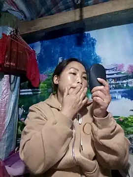 PhamPhung online show from February 10, 2:38 pm