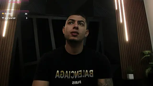 Snapshot of marco_garciia_ chatting on October 8, 11:16 pm marco garciia online show from October 8, 11:16 pm