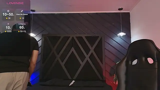 Snapshot of marco_garciia_ chatting on February 24, 11:16 pm marco garciia online show from February 24, 11:16 pm