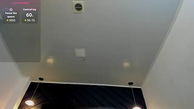 Snapshot of marco_garciia_ chatting on October 29, 1:26 am marco garciia online show from October 29, 1:26 am