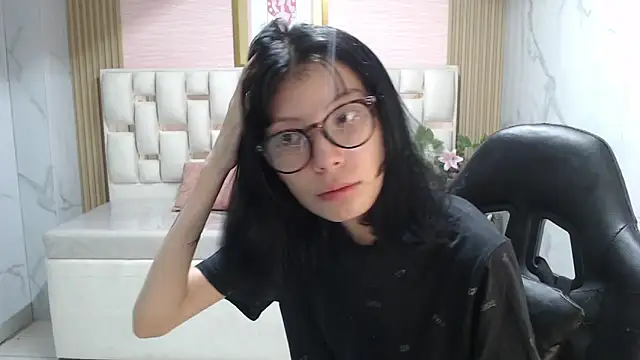 verana s online show from October 27, 2:56 am