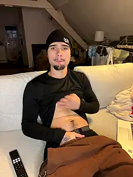 los freaky online show from November 17, 4:33 pm