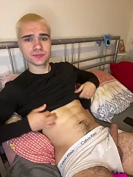 los freaky online show from March 25, 11:53 am