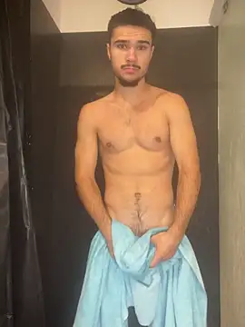 los freaky online show from September 15, 8:09 pm