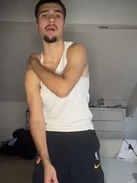 los freaky online show from October 15, 4:15 pm