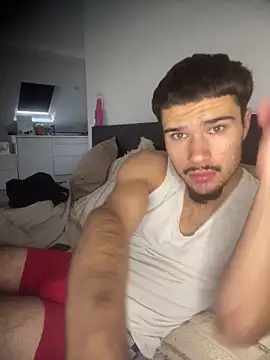 los freaky online show from October 31, 12:35 pm