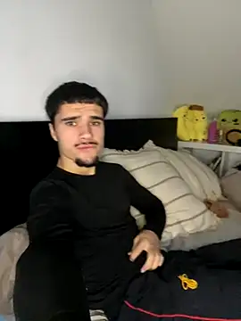 los freaky online show from November 5, 4:10 pm